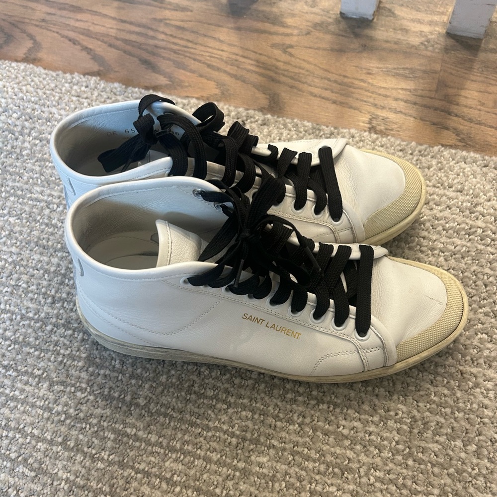Saint Laurent white sneakers with black laces size 36